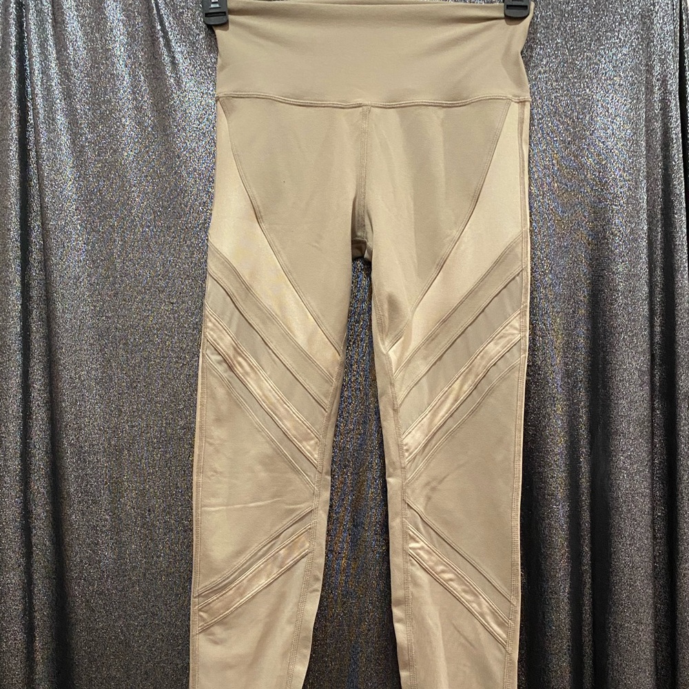 Alo Workout leggings